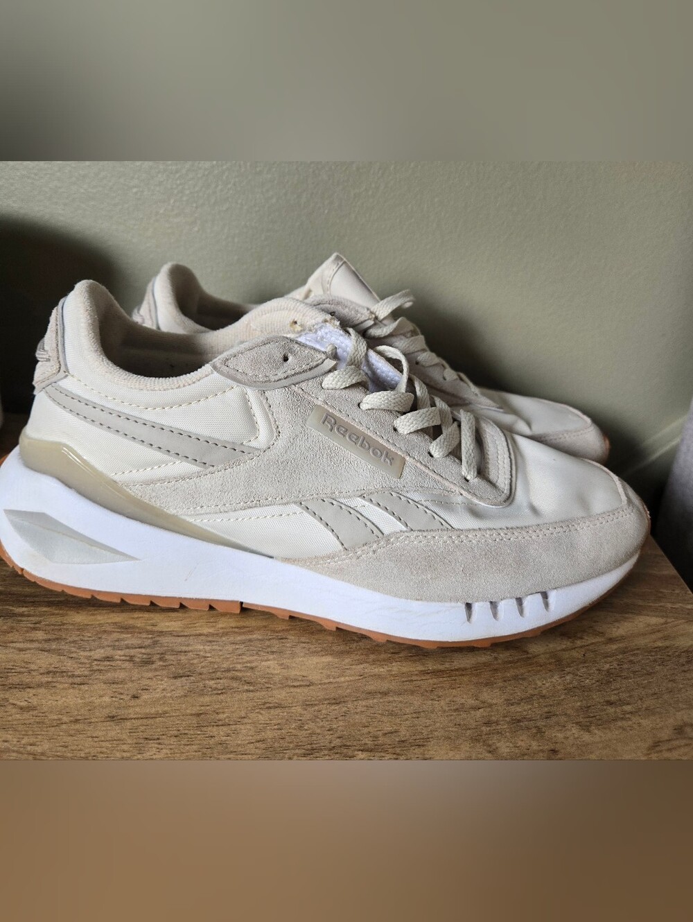 Reebok Women's Classic Cream Suede Runner